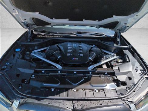 New 2026 BMW X5 M60i image 17