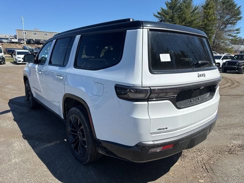 New 2026 Jeep Grand Wagoneer Summit image 3