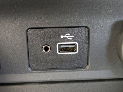 New 2025 Nissan Sentra S image 28