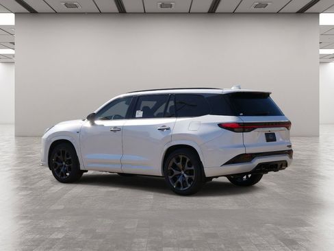 New 2026 Lexus TX 500h AWD image 4