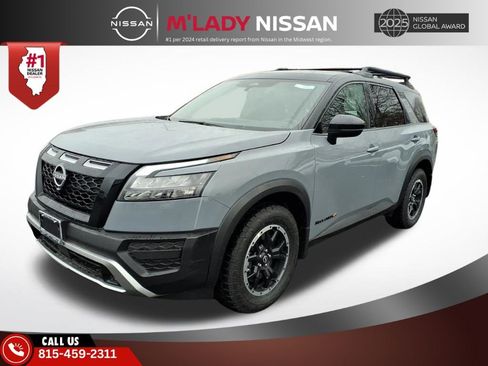 New 2025 Nissan Pathfinder Rock Creek image 3