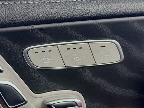 Used 2019 Mercedes-Benz E 53 AMG 4MATIC Sedan w/ Driver Assistance Package image 25