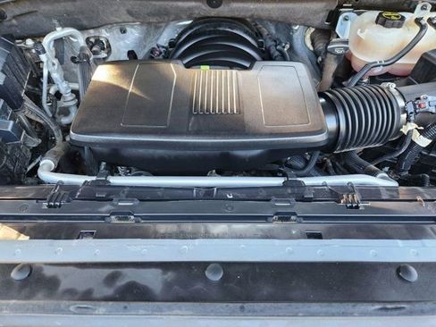 Used 2024 Chevrolet Silverado 1500 LT Trail Boss w/ Convenience Package II image 31