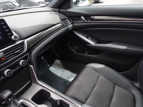 Used 2020 Honda Accord Sport image 21
