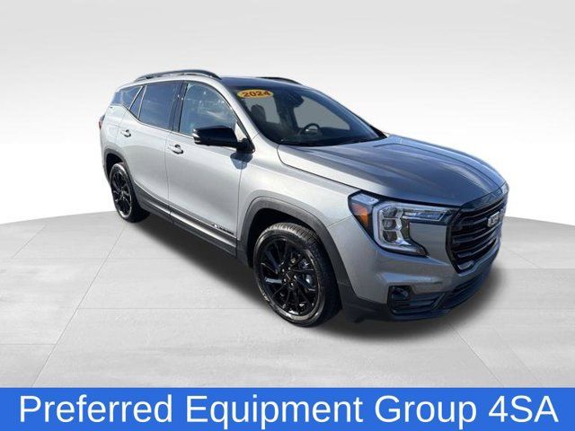 Certified 2024 GMC Terrain SLT w/ Tech Package AWD/4WD image 3