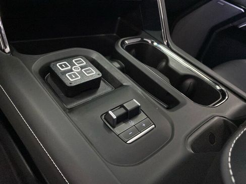 Used 2026 GMC Sierra 2500 AT4X w/ AT4X AEV Edition AWD/4WD image 30