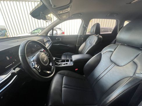 Used 2024 Kia Sorento S FWD image 27