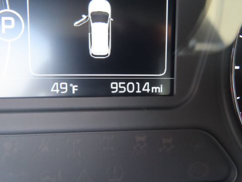 Used 2017 Kia Sorento LX w/ LX Convenience Package image 32