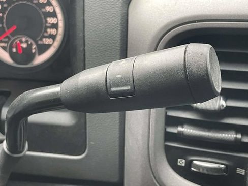 Used 2015 RAM 1500 Tradesman AWD/4WD image 24