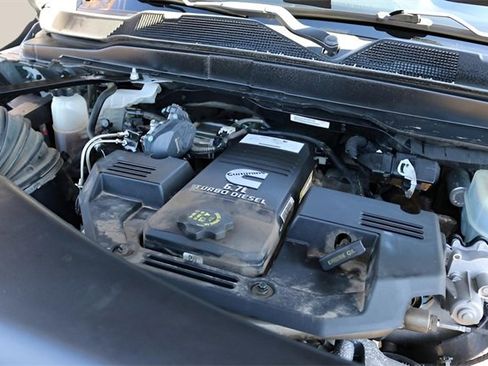 Used 2022 RAM 3500 Tradesman image 11