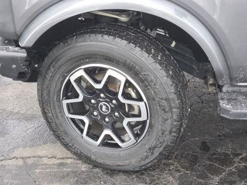 Used 2022 Ford Bronco Outer Banks image 26