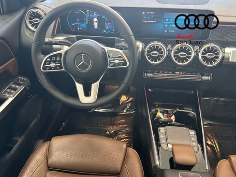 Used 2021 Mercedes-Benz GLB 250 GLB 250 image 27