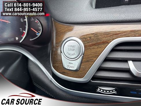 Used 2018 BMW 750i xDrive image 12