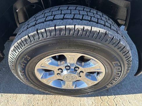 Used 2024 RAM 2500 Big Horn image 30