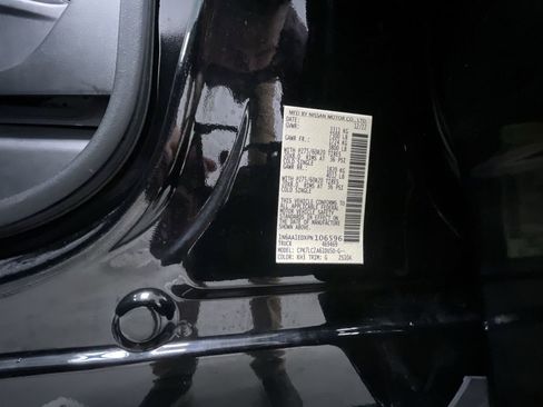 Used 2023 Nissan Titan SV w/ SV Convenience Package image 23