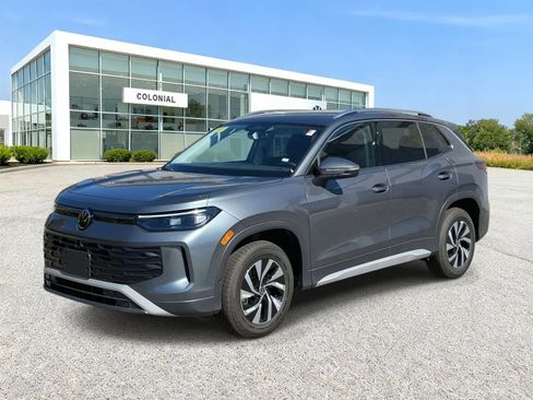 New 2026 Volkswagen Tiguan S AWD/4WD image 1
