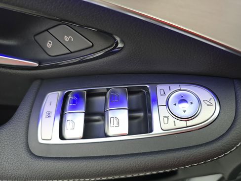 Certified 2023 Mercedes-Benz GLC 300 4MATIC Coupe image 28