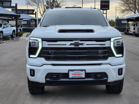 Used 2024 Chevrolet Silverado 3500 LTZ w/ LTZ Plus Package image 2