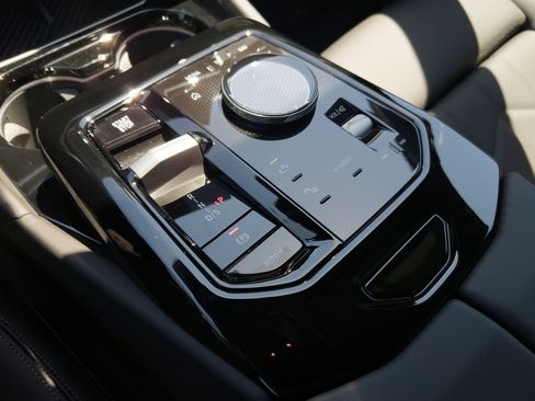 New 2027 BMW 530i w/ M Sport Package RWD image 9