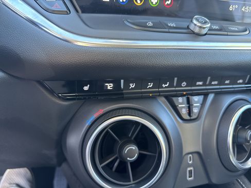 Used 2023 Chevrolet Blazer LT image 27