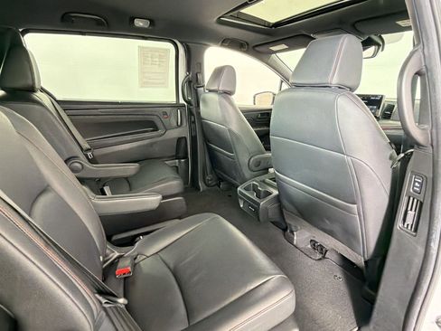 Used 2025 Honda Odyssey Sport-L image 29