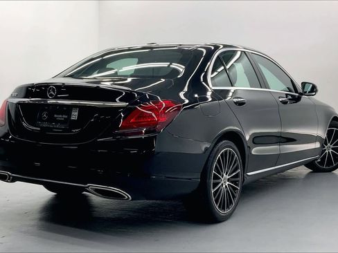 Used 2019 Mercedes-Benz C 300 Sedan image 4