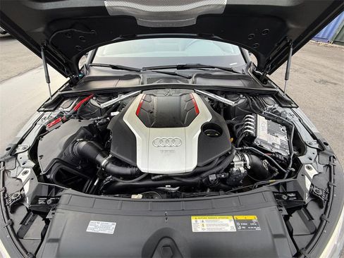 Used 2019 Audi S4 Premium Plus w/ Premium Plus Package image 28