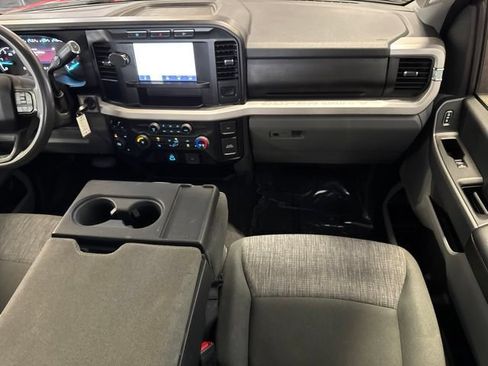 Used 2023 Ford F350 XLT AWD/4WD image 16