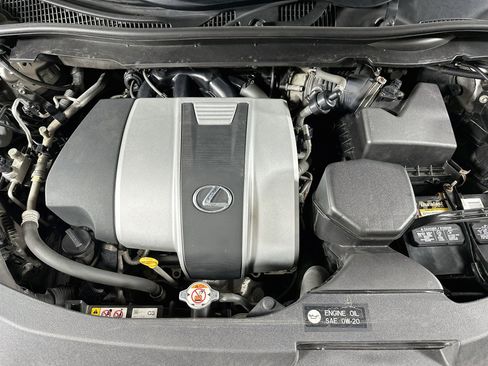 Used 2018 Lexus RX 350L AWD image 33