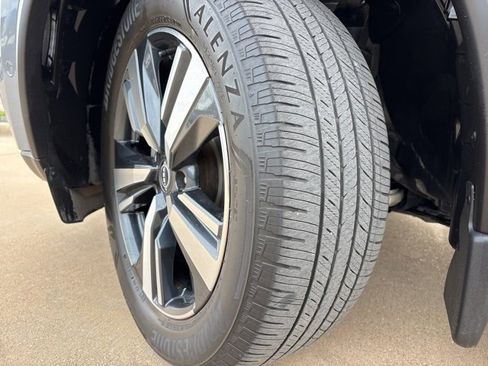 Used 2023 Nissan Rogue Platinum w/ Platinum Premium Package image 22