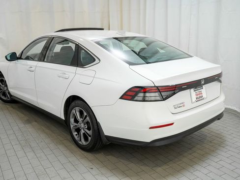 Used 2023 Honda Accord EX image 3