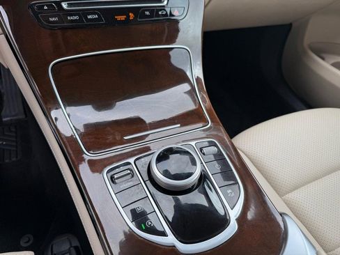 Used 2017 Mercedes-Benz GLC 300 w/ Premium 1 Package image 31