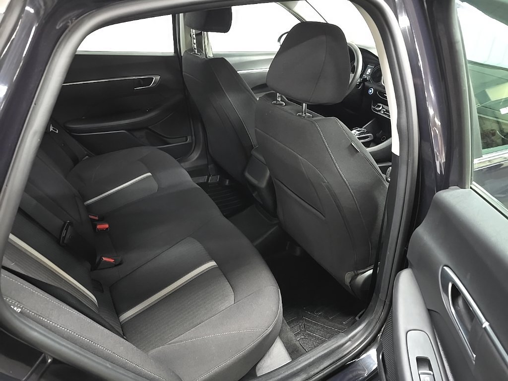 Used 2023 Hyundai Sonata SEL FWD image 17