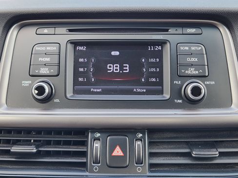 Used 2017 Kia Optima LX w/ Option Group 014 image 17