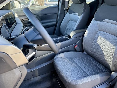 New 2026 Nissan Kicks SV image 28