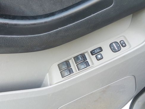 Used 2005 Toyota 4Runner SR5 image 25