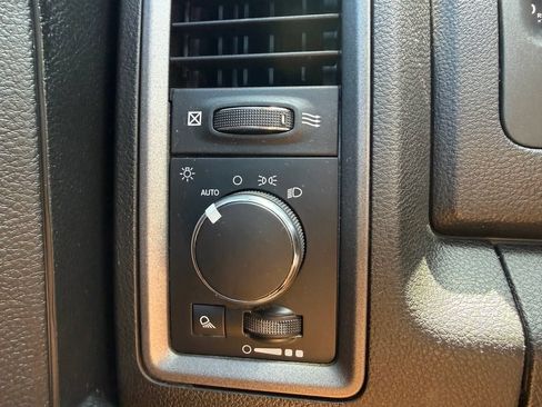 Used 2022 RAM 1500 Tradesman w/ Chrome Plus Package RWD image 19
