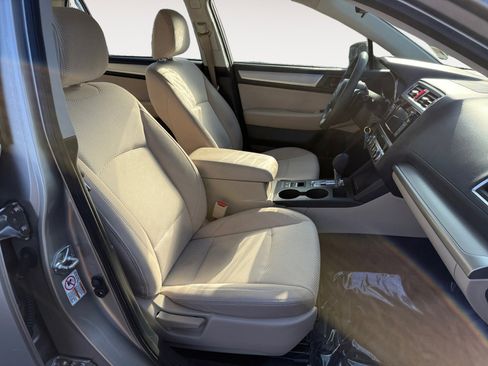 Used 2018 Subaru Outback 2.5i image 19