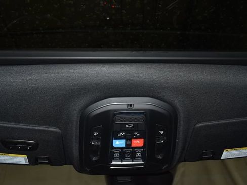 New 2025 Jeep Grand Cherokee Limited w/ Trailer Tow Package image 19