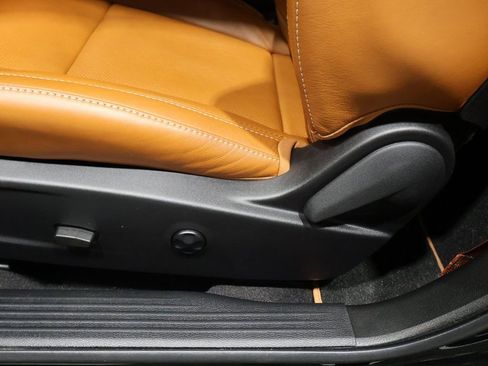 Used 2023 Dodge Challenger SRT Hellcat image 15