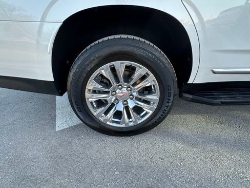Used 2021 GMC Yukon Denali image 4