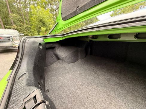 Used 2013 Ford Mustang Coupe RWD image 11
