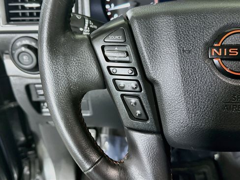 Used 2023 Nissan Titan PRO-4X w/ Pro-4x Convenience Package AWD/4WD image 16