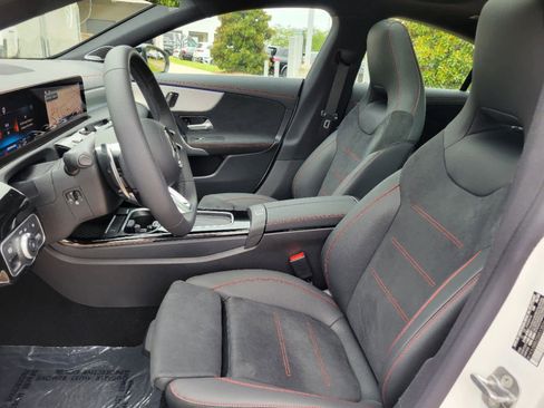 New 2025 Mercedes-Benz CLA 35 AMG 4MATIC image 9