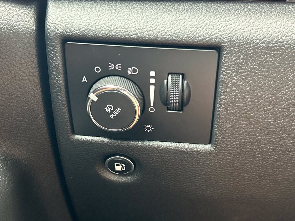 Used 2019 Jeep Grand Cherokee Summit AWD/4WD image 31