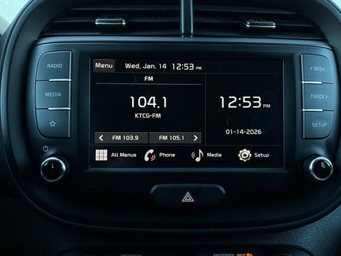 Used 2025 Kia Soul LX w/ LX Technology Package image 26