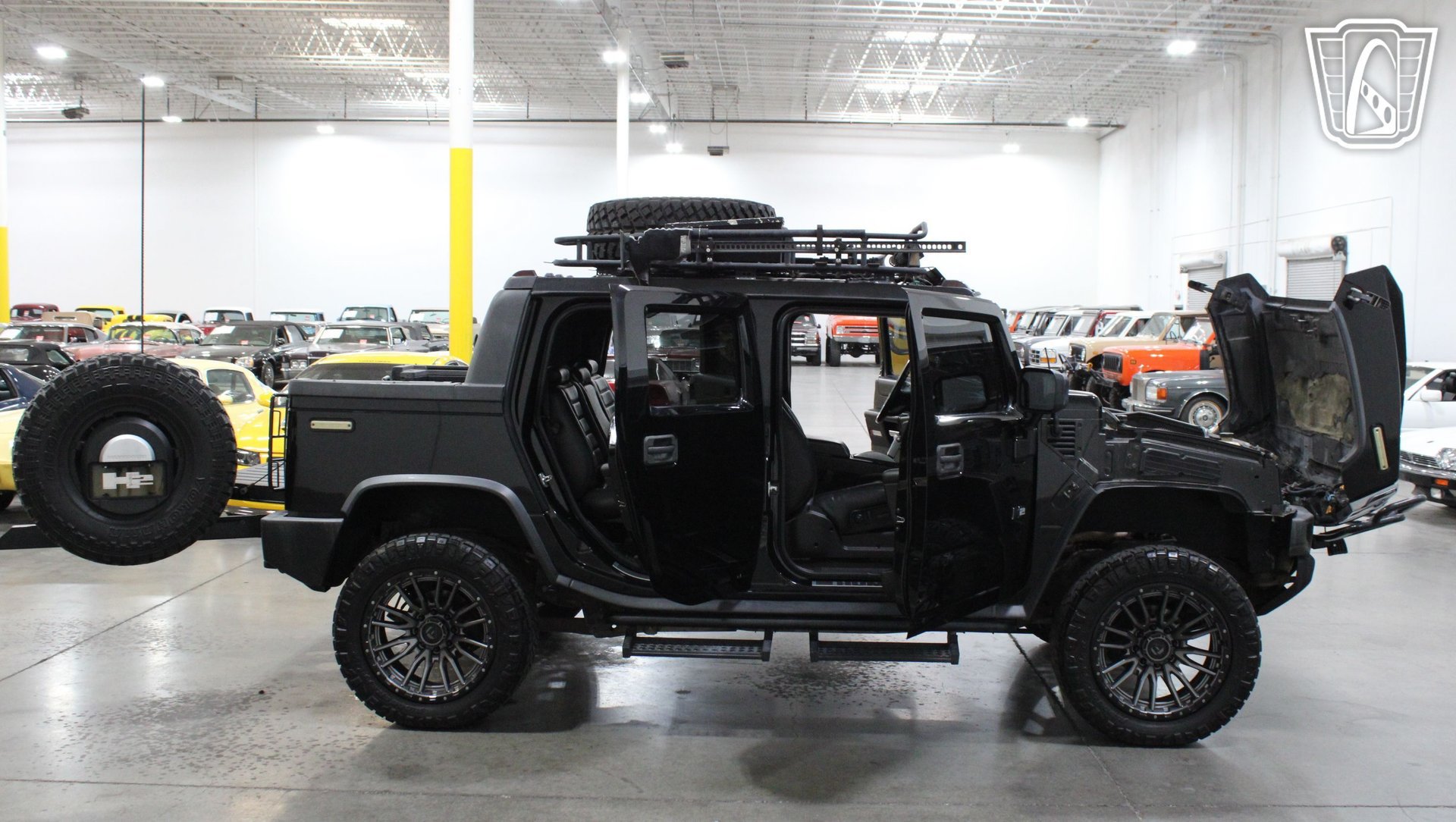 Used 2005 HUMMER H2 SUT w/ Preferred Equipment Group AWD/4WD image 32
