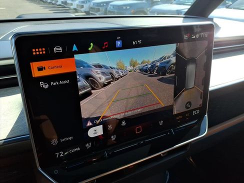 New 2025 Volkswagen ID. Buzz Pro S Plus image 19