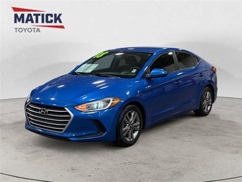 Used 2018 Hyundai Elantra SEL image 3
