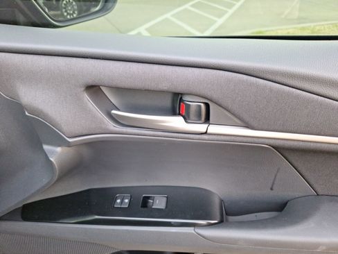 Used 2026 Toyota Camry LE w/ Convenience Package image 35